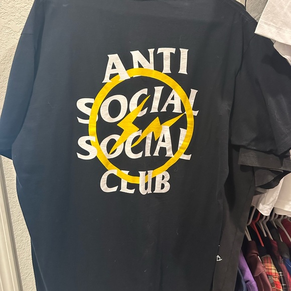 Anti-Social T-shirt - Picture 2 of 2